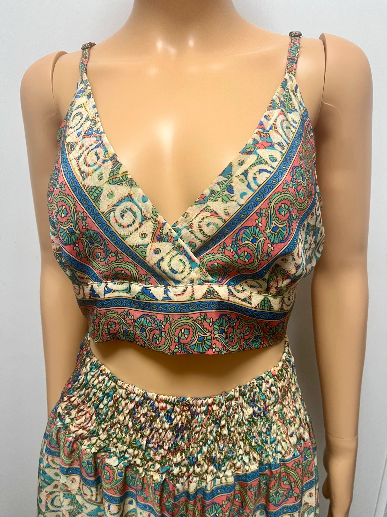 Conjunto de blusa y pantalón de seda – photo 2